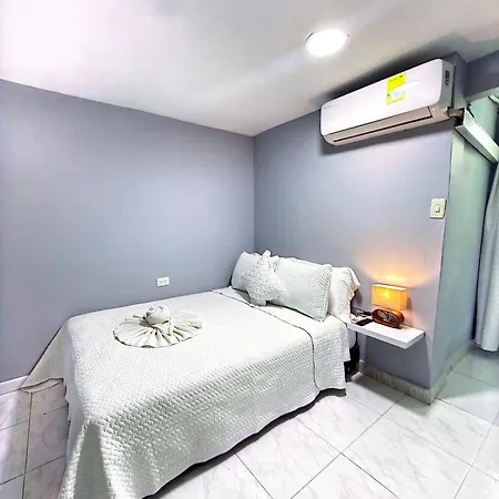 Apto 2br Airport 5 Minutes From Old Apartamento Cartagena